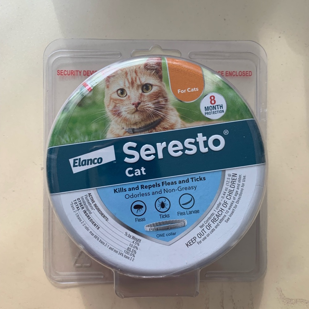 Seresto Cat Flea and Tick Collar - White
